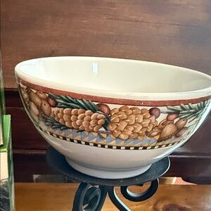 Set of 2 Debbie Mumm  Woodland Santa Bowls